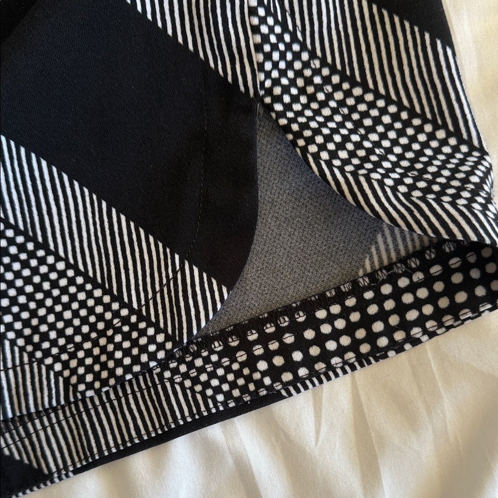 Croft & Barrow Black and White Patterned Skirt - Picture 3 of 5